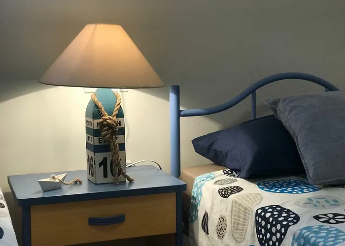 Lets Holidays Codolar 2 Apartment